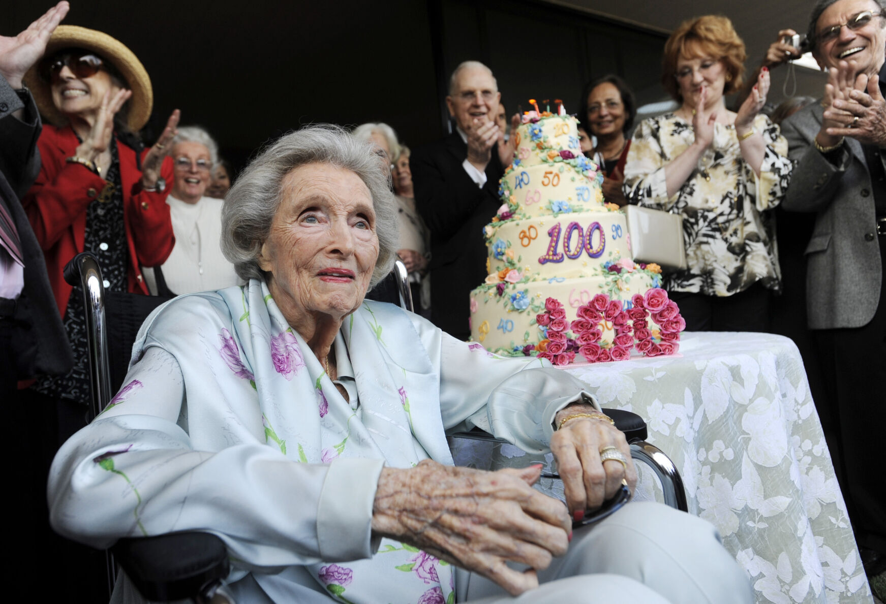2011: Dolores Hope